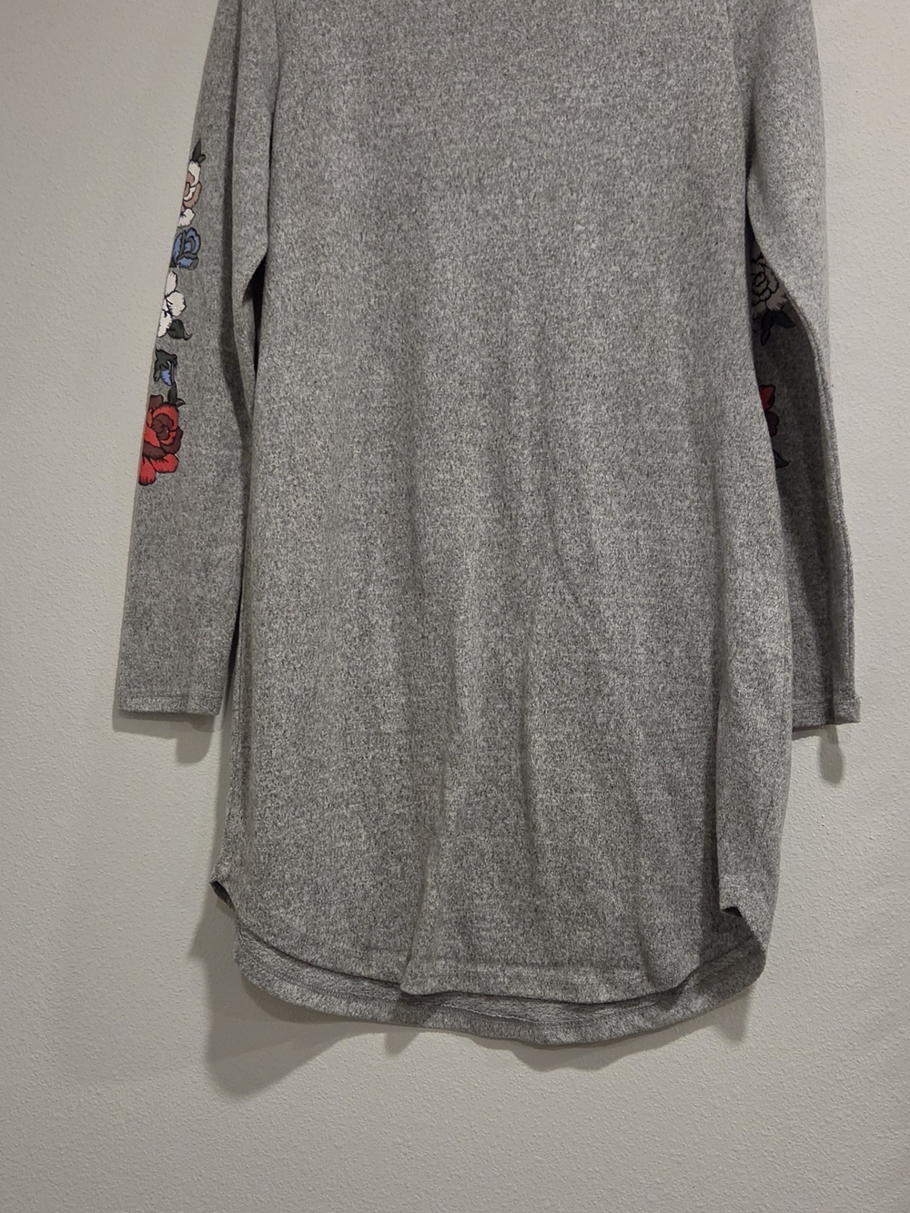 Bobbie Brooks Women's Knit Pullover Sweater Dress Tunic Style Floral Sleeves LG